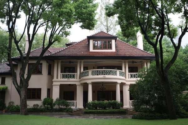 永旺配资 专访溢达集团董事长杨敏德：可持续改造的更大挑战在管理